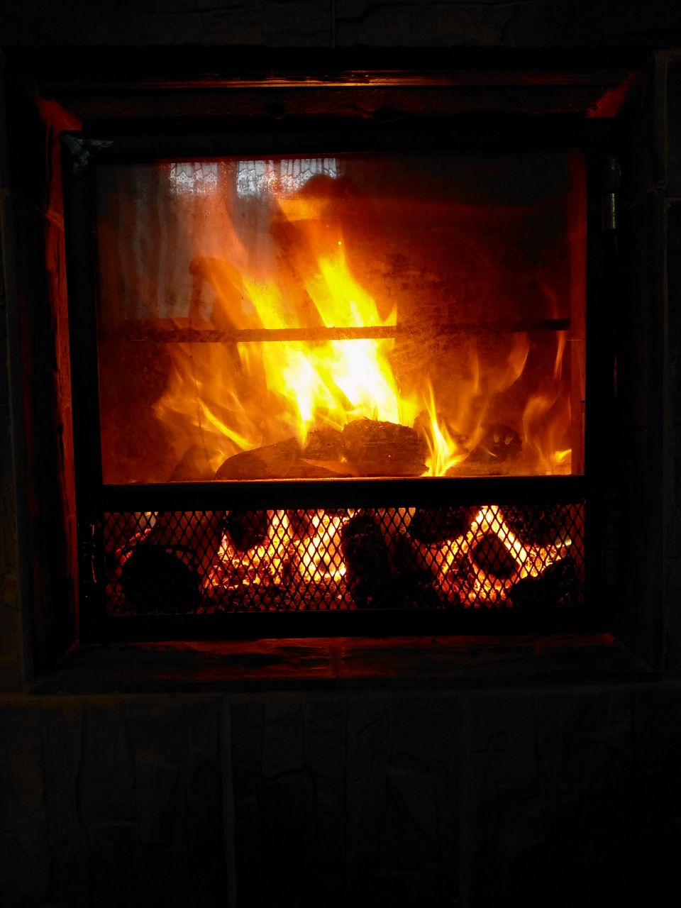 камін